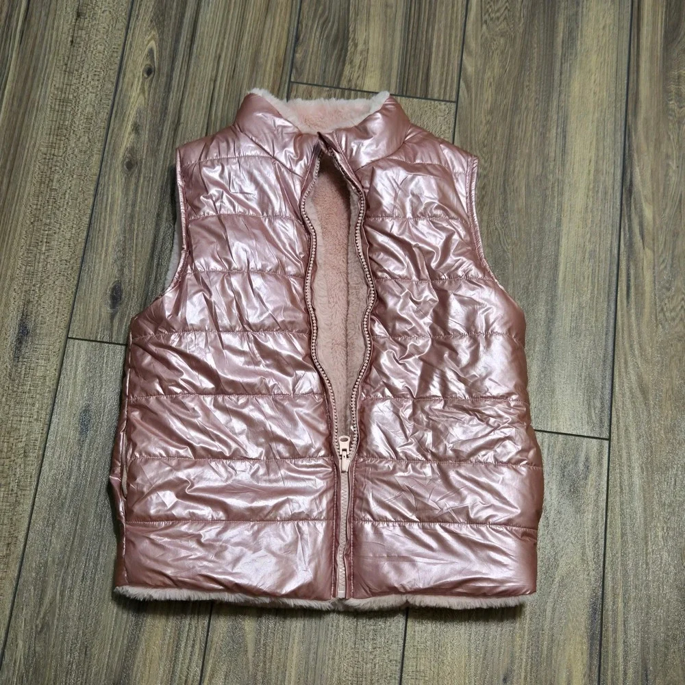Derek Heart Girl Rose Gold Metallic Reversible Faux Fur Puffer Vest Size 10/12